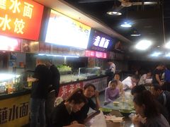 -食上东新街美食街区(民乐新都会店)