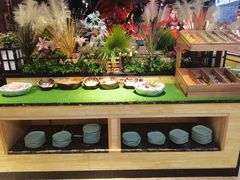 -釜御山海鲜烤肉火锅自助(新城市中心店)