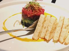 牛肉塔塔配牛油果黑橄榄酱-Solo(衡山路店)