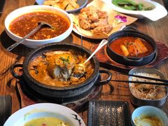 -70后饭吧(府河街店)