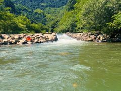 -雅鲁激流探险漂流
