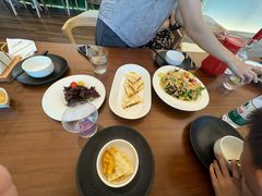 -肆季荟·SEASONS(江苏电视塔店)