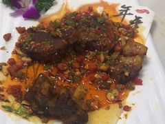 -三江源美食城