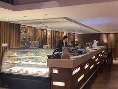 -广州中心皇冠假日酒店·汇点大堂吧