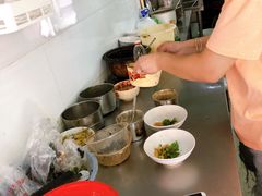 -云南大锅豆浆店