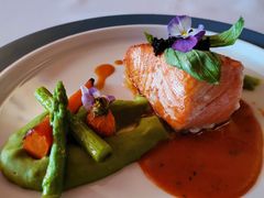 低温侵帝王鲑配青豆泥龙虾汁-塞纳河法国餐厅(意式风情街店)