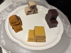-羲和雅苑•北京烤鸭(陆家嘴中心店)