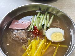 -拌来拌去石鍋拌飯(文鼎店)