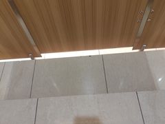 -王府井百货熙地港店