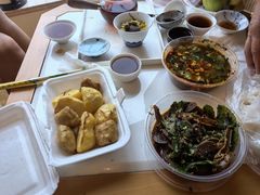 -余庆小吃(小吃一条街店)
