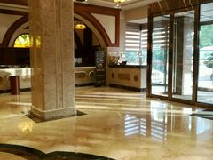 -山明水秀大饭店