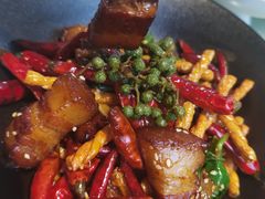-渔语鱼酸菜鱼新川菜(来福士店)
