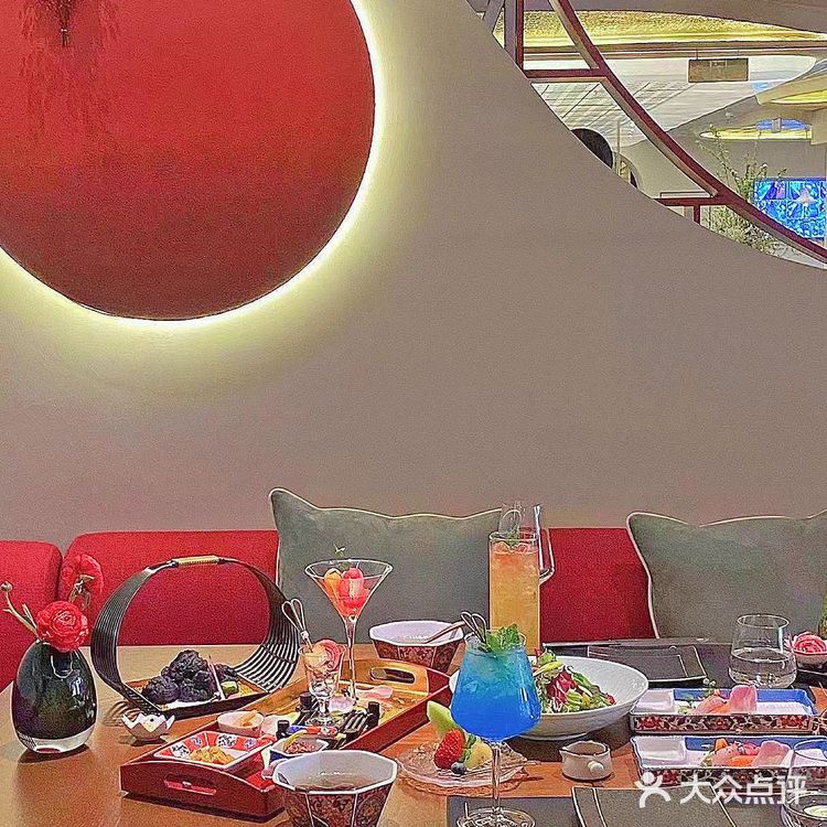 成都约会氛围感餐厅~西南首家新派烧肉酒廊