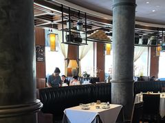 -八府香鸭·啫啫煲(华山路店)