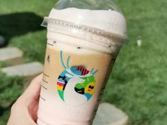 百利甜莓拿铁-瑞幸咖啡(深业中心大厦店)