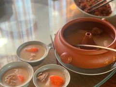 纳西腊排骨炖山药汤-丽江金茂凯悦臻选酒店-滇香馆