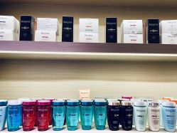 -HAIR HERE造型