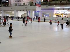 -冰纷万象滑冰场(深圳万象城店)