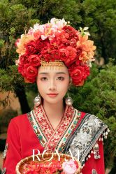 点击看大图 -挪娅婚纱摄影皇家会所