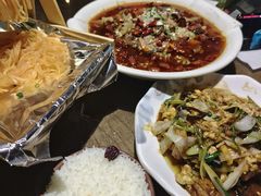 -东口码头·烧鸽子·鱼头泡饼·地方菜(金鹰悦城店)