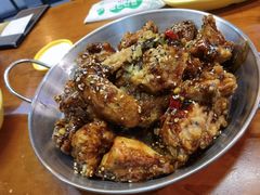 -BHC炸鸡(明洞总店)