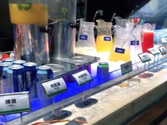 自助取餐区-亚马逊环球美食百汇(新城吾悦广场店)