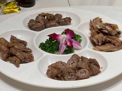 -梅利汴京烤鸭•开封豫菜地标店(东大街店)