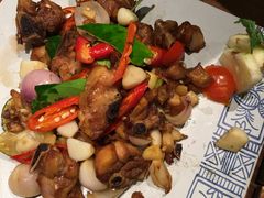 -云海肴·汽锅鸡·云南菜(天山百盛优客店)