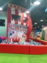 -咔叮卡丁·儿童室内赛车馆
