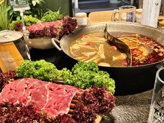 -鹿鸣山草本茶香火锅(园西路店)