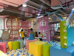 -星舰梦航(广百广场荔胜店)