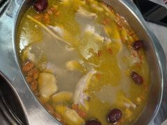 -光头药膳鸡(莱茵小镇店)