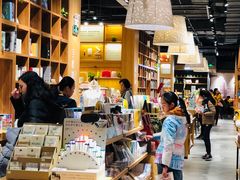 -百新书局(尚悦湾店)