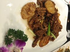 闫府私房菜(恒隆广场店)-闫府私房菜·百年鲁菜(恒隆店)