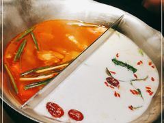 -湊湊火锅·茶憩(打浦桥日月光店)