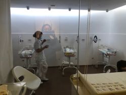 -海豚湾高端月子会所(黄浦店)