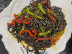 -撒拉人家.酸菜牦牛肉火锅