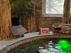 -泉城欧乐堡戏水湾艺术养生温泉