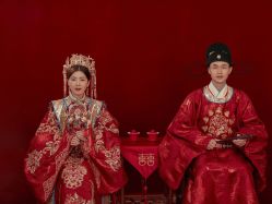 -樱花婚纱摄影