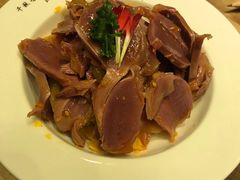 -临界音乐酒馆·小龙虾·江湖菜(华熙LIVE·鱼洞店)