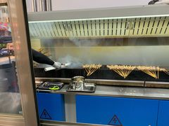 -民族烤羊·烤羊肉串·烤羊排(南城店)