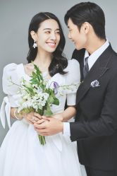 点击看大图 -挪娅婚纱摄影皇家会所
