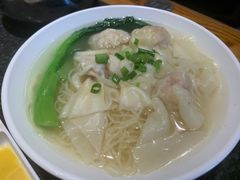 鲜虾一品云吞面-老广酒楼(樱花店)