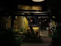 -卷心菜和避孕套餐厅(Pattaya)