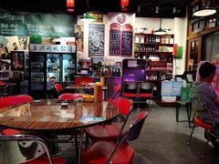 大堂-蚝堡海鲜·威海菜·海肠捞饭·烧烤·亚洲吃蚝公司(幸福门店)