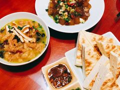 -窄巷子陕菜馆·地道陕西菜(粉巷店)