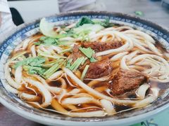 牛肉刀削面-护国寺小吃(安定门店)