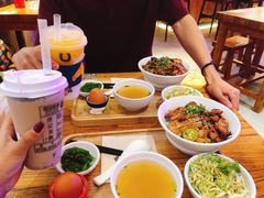-春丽小马(济南恒隆广场店)