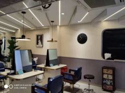 -PE SALON