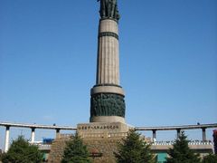 -人民防洪胜利纪念塔